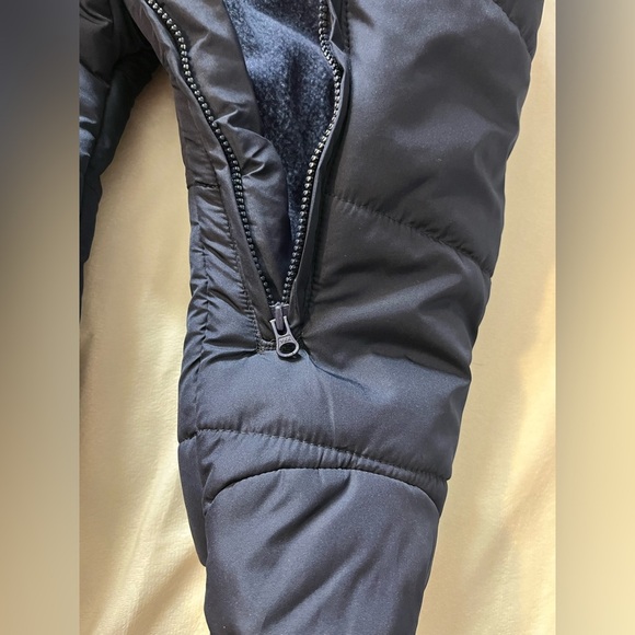 Children’s Place Navy Blue Infant Baby One Piece Snowsuit & Mittens 6-9 Months - Picture 14 of 14